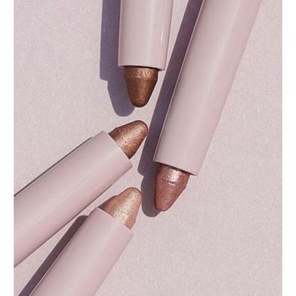 Wander Beauty’ Champagne Wishes shade of their Wandering Eyes Shadow Stick READ - Picture 2 of 2